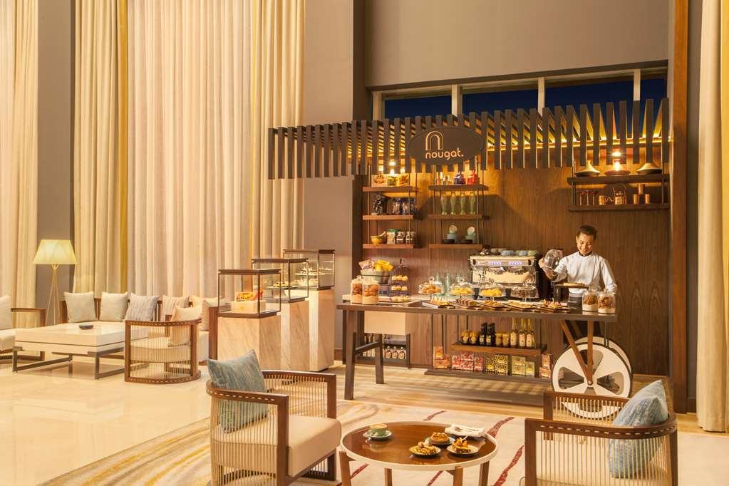 Hyatt Regency Thrissur Hotell Restaurang bild